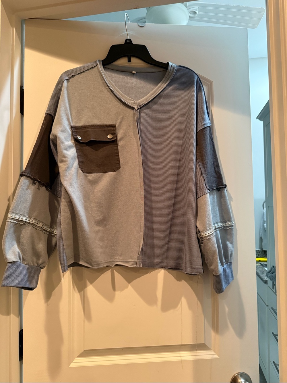 Two-Tone Blue Patchwork Long Sleeve Top with Chest Pocket